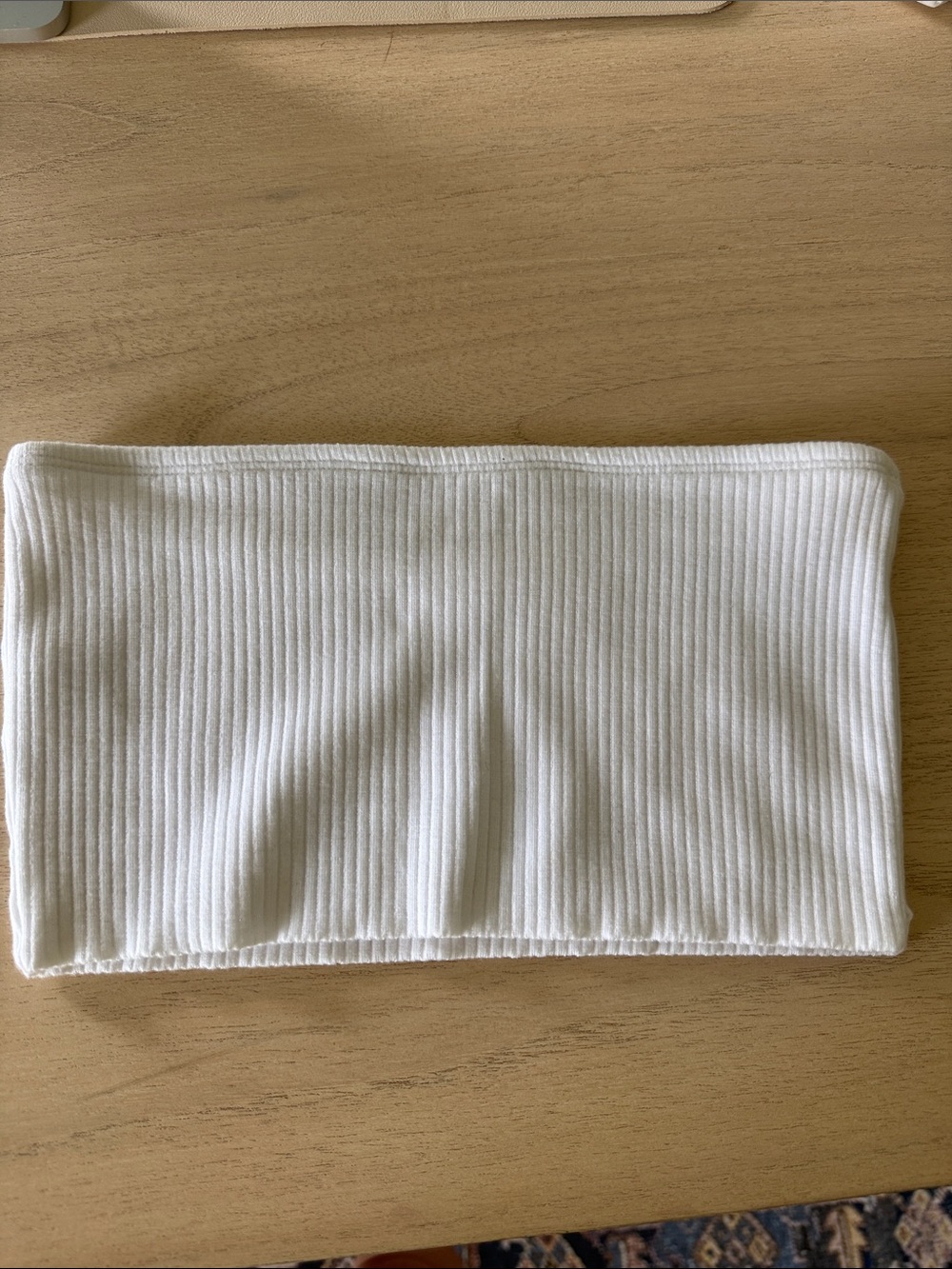 Women's White Ribbed Tube Top - Classic Strapless Style